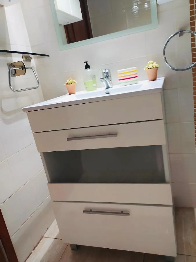 Los Pinos La Pineda Apartment